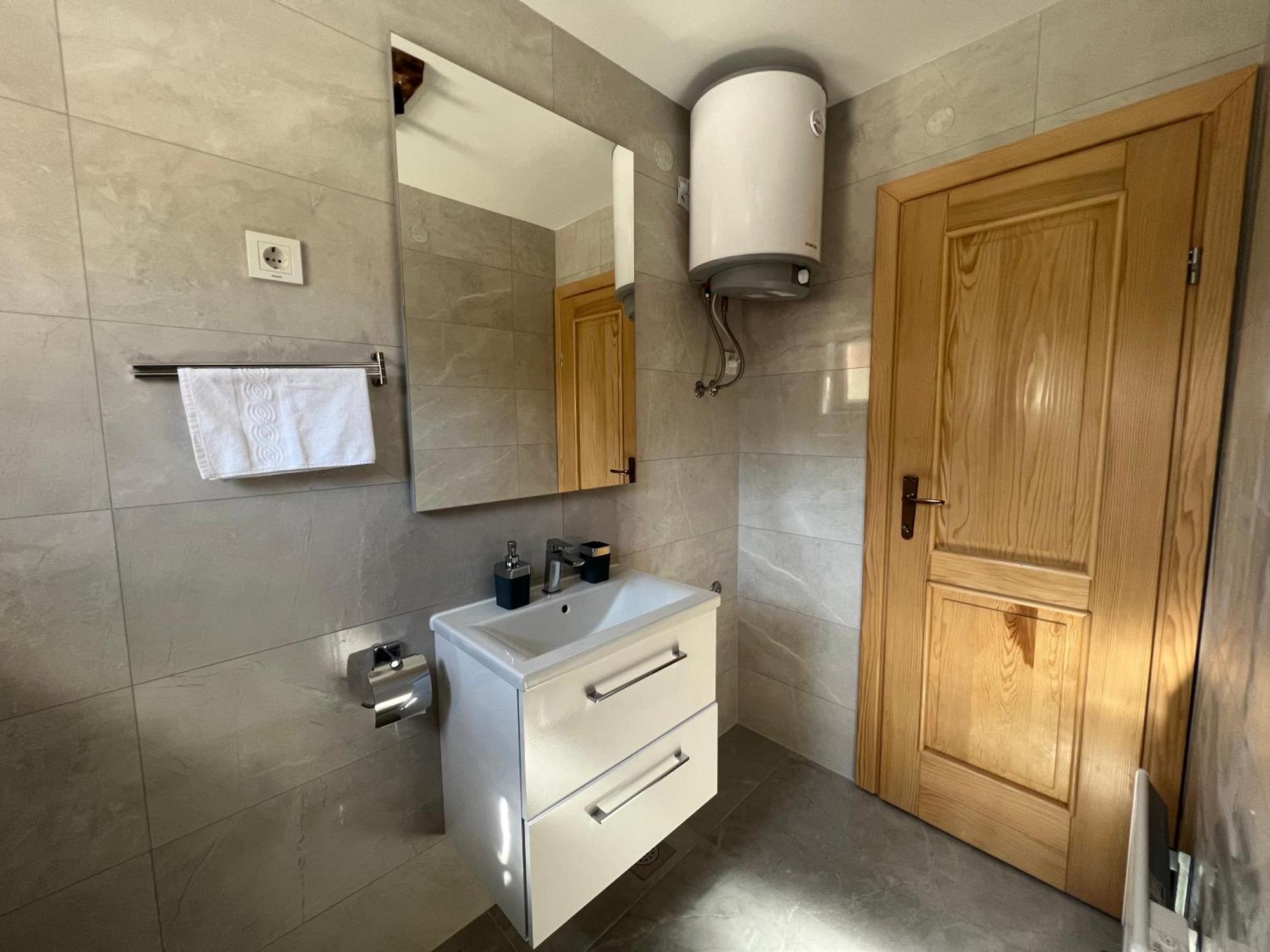 Zen Den Apartments Otočac المظهر الخارجي الصورة